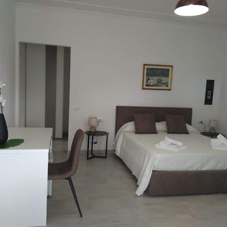 Cala Caterina Rooms Виласимиус Екстериор снимка