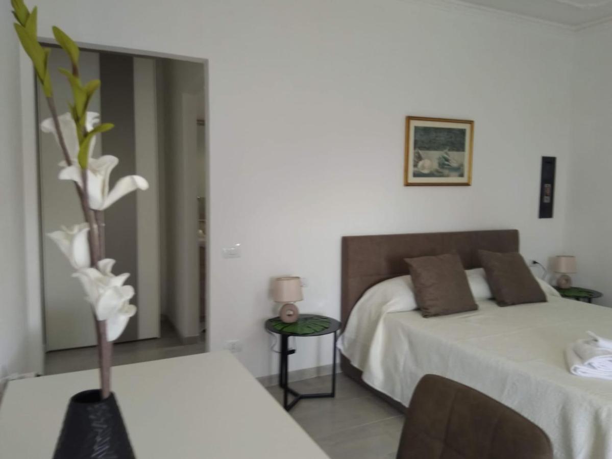 Cala Caterina Rooms Виласимиус Екстериор снимка