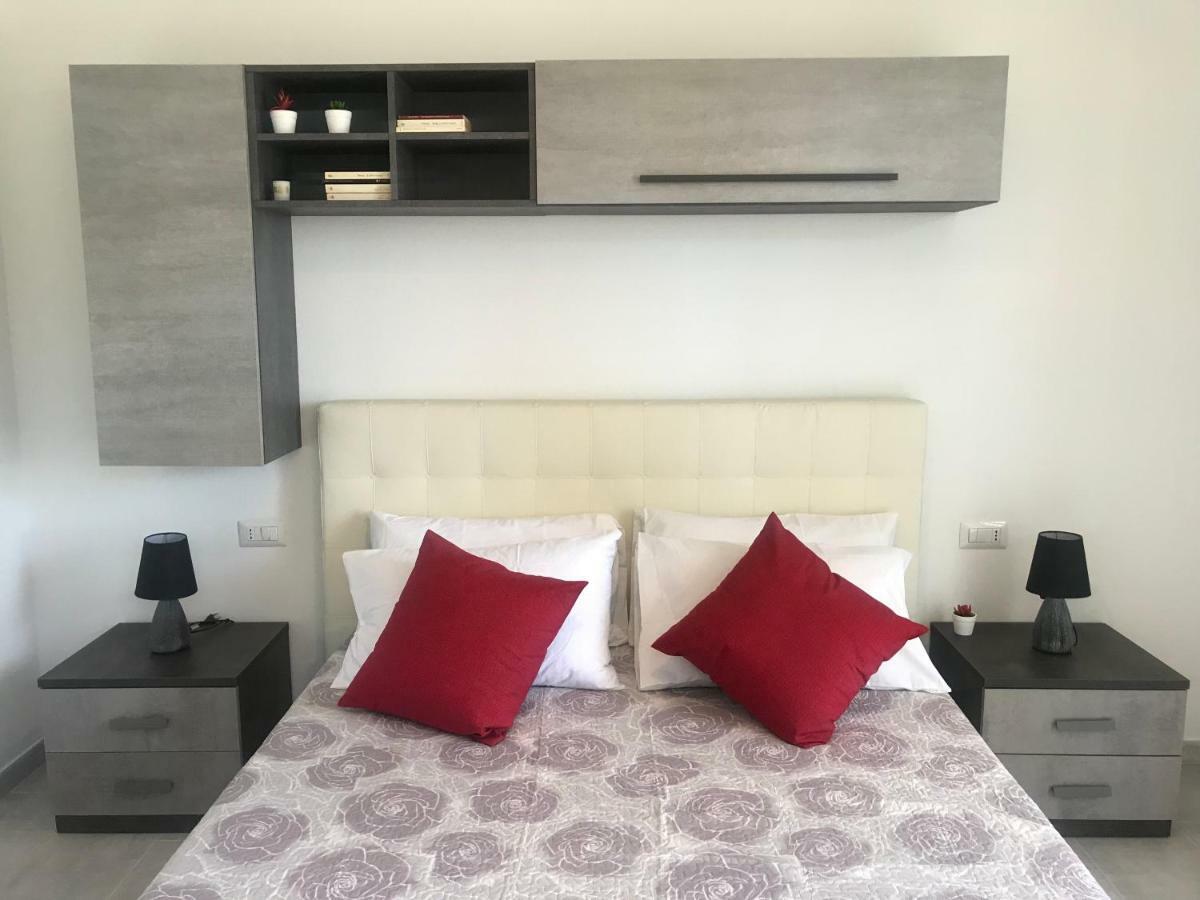 Cala Caterina Rooms Виласимиус Екстериор снимка
